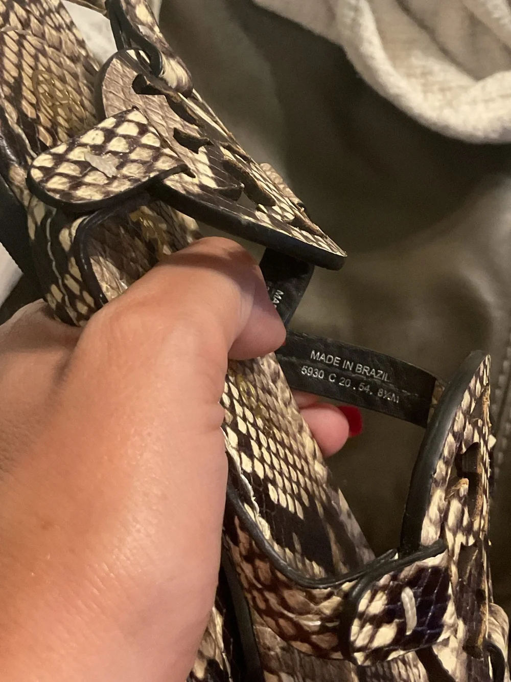 Tory Burch Snake-Print Leather Thong Sandals - Beige & Black